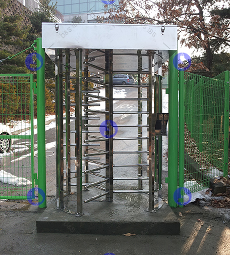 我公司生产的全高闸实际照片8363663 full height turnstile